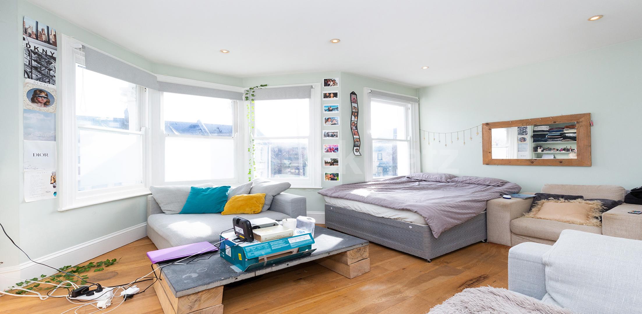 			GOOD FOR 3 SHARERS!, 3 Bedroom, 1 bath, 1 reception Apartment			 Imperial Road, WOOD GREEN / BOUNDS GREEN